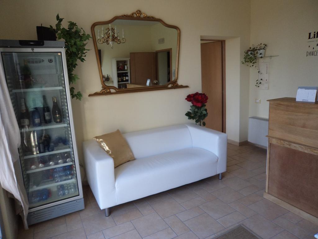 Sogno D'Oro B&B Poggibonsi Extérieur photo